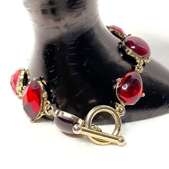 Chain Bracelet Burgundy Red Faceted Cabochon Stones Gold Tone Setting Toggle - Picture 2 of 9